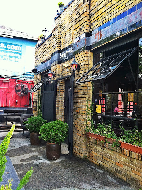 Lunchin At Boheme Cafe Wine Bar